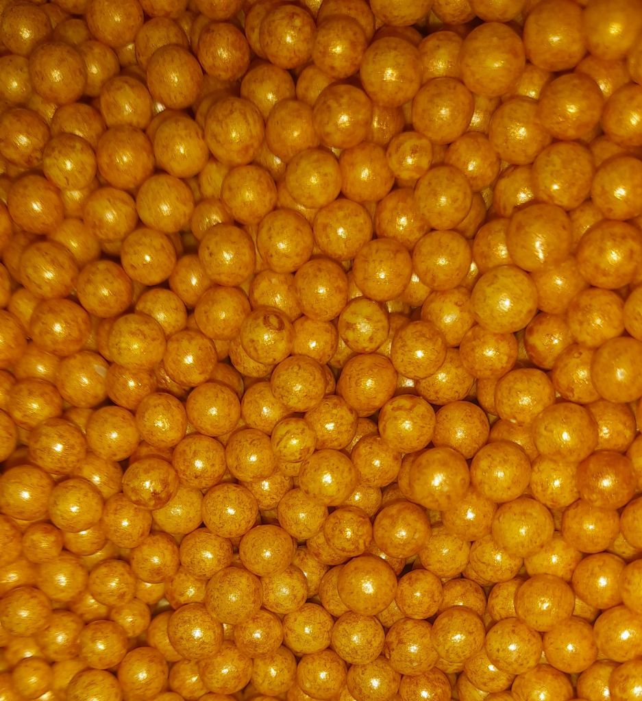 Arany színű cukorgolyó 100 g]