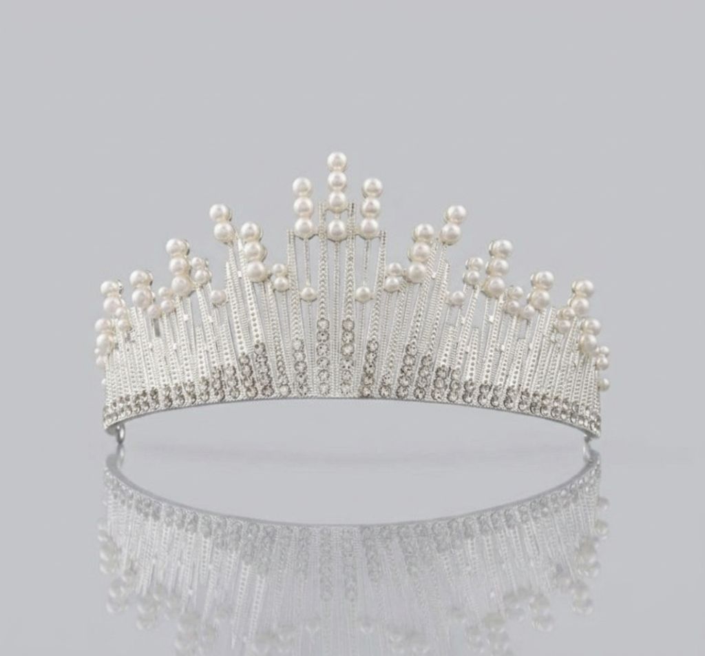 Tiara ezüst 16x7,5 cm]